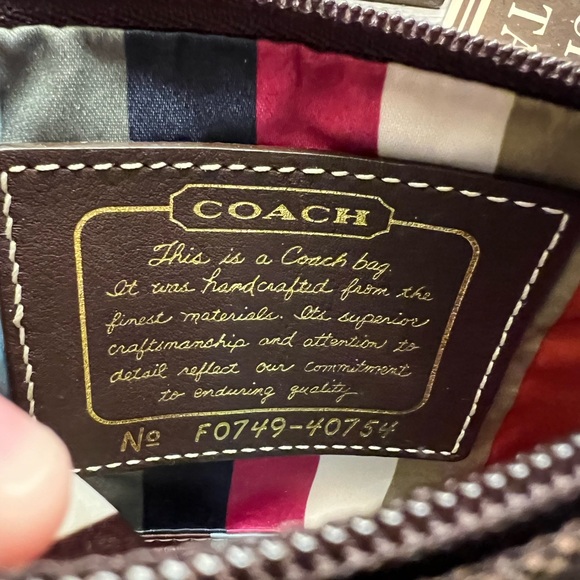 Coach two tone wristlet, brown signature and copper band with gold hardware - Picture 5 of 7